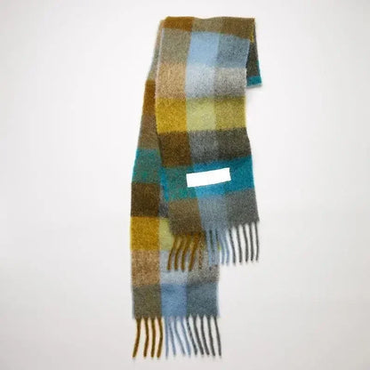 Stylish Thick Plaid Scarf – Winter Warmth and Comfort